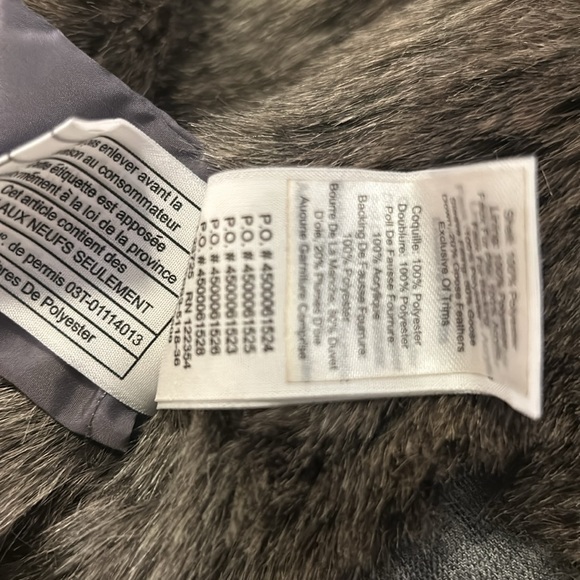 Aritzia TNA Niseko Size Medium Jacket - Mint condition - Picture 14 of 16